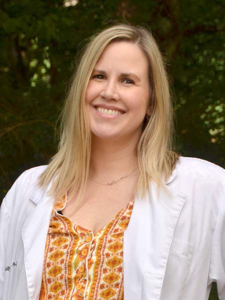 Meet Kelly Russin, PA-C, a physician assistant with Southside Medical Care, Union City, GA